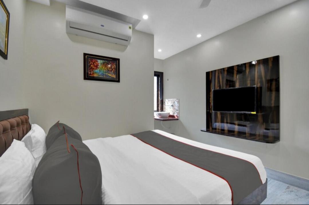 Om Guest House And Banquet Calcutta Exterior foto