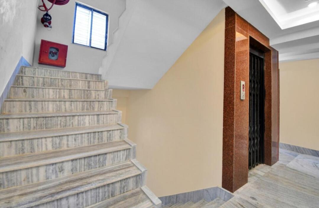 Om Guest House And Banquet Calcutta Exterior foto